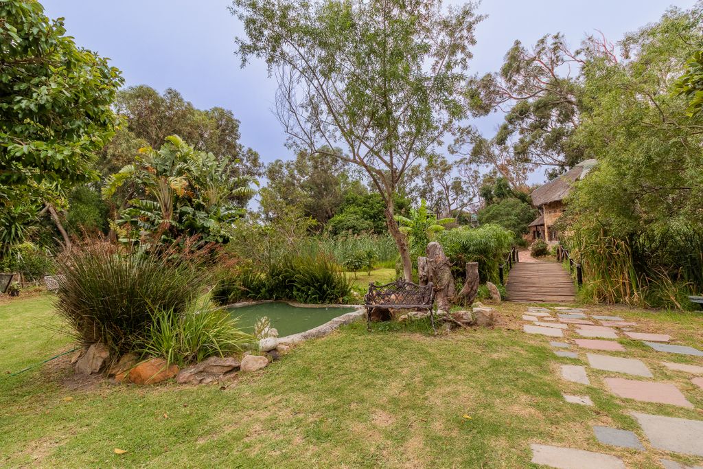 Property photo 1 of 35