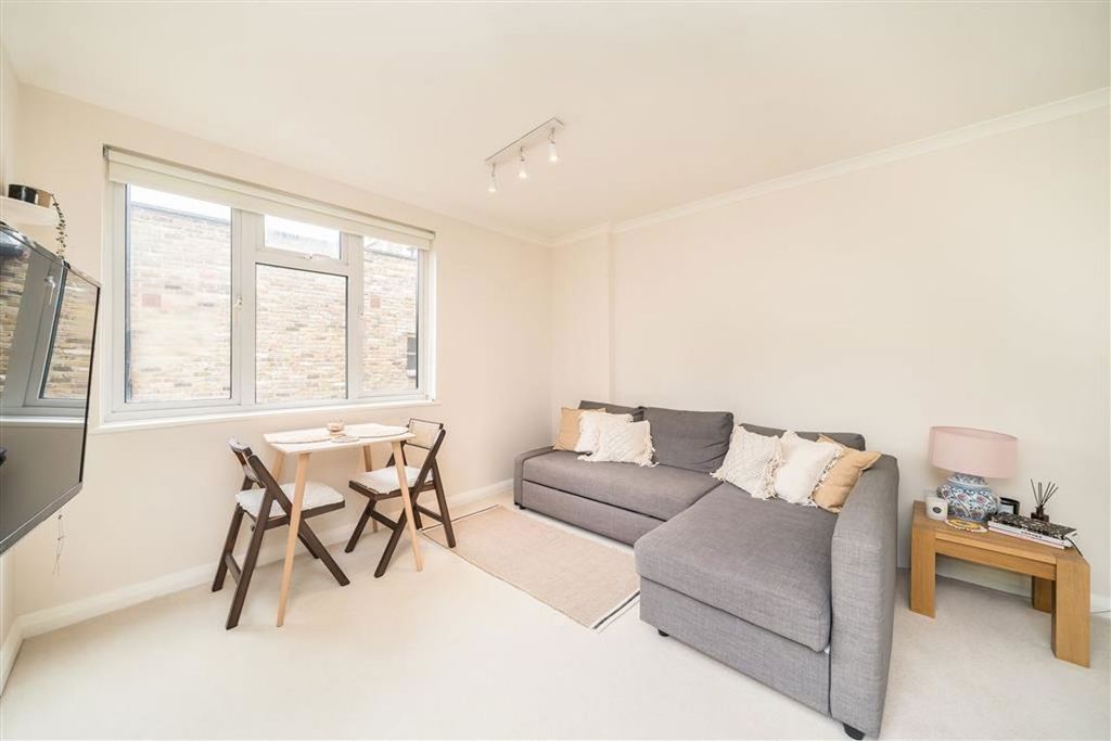 Property photo 3 of 6