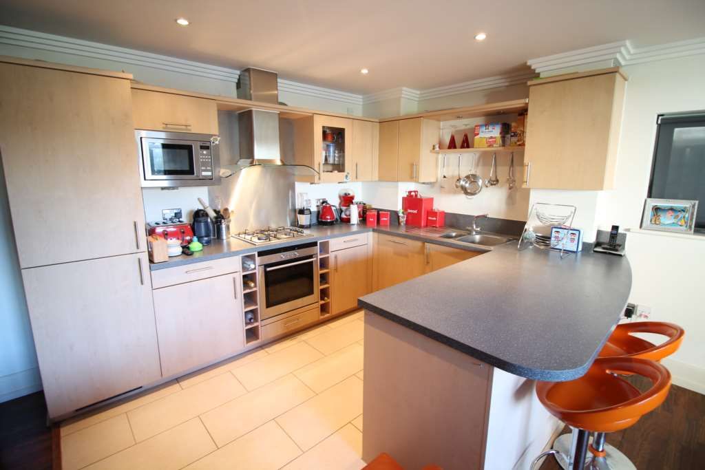 Property photo 1 of 5