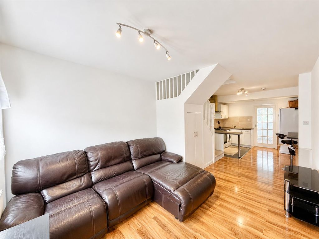 Property photo 3 of 10 Open Plan Living