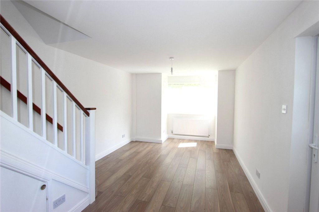 Property photo 1 of 9 Picture No. 02