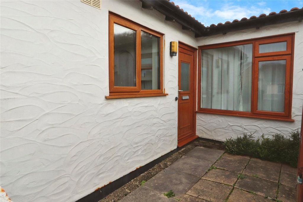 Property photo 2 of 13 Picture No. 06