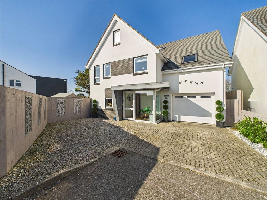 Property photo 2 of 17 Picture No. 02