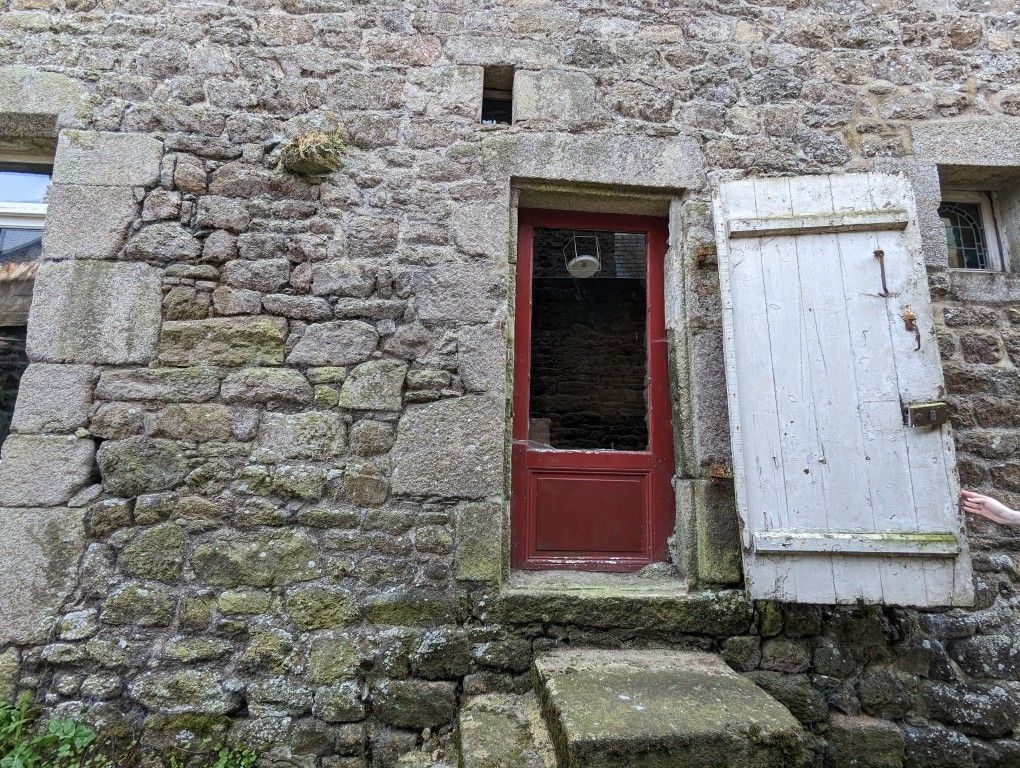 Property photo 3 of 39