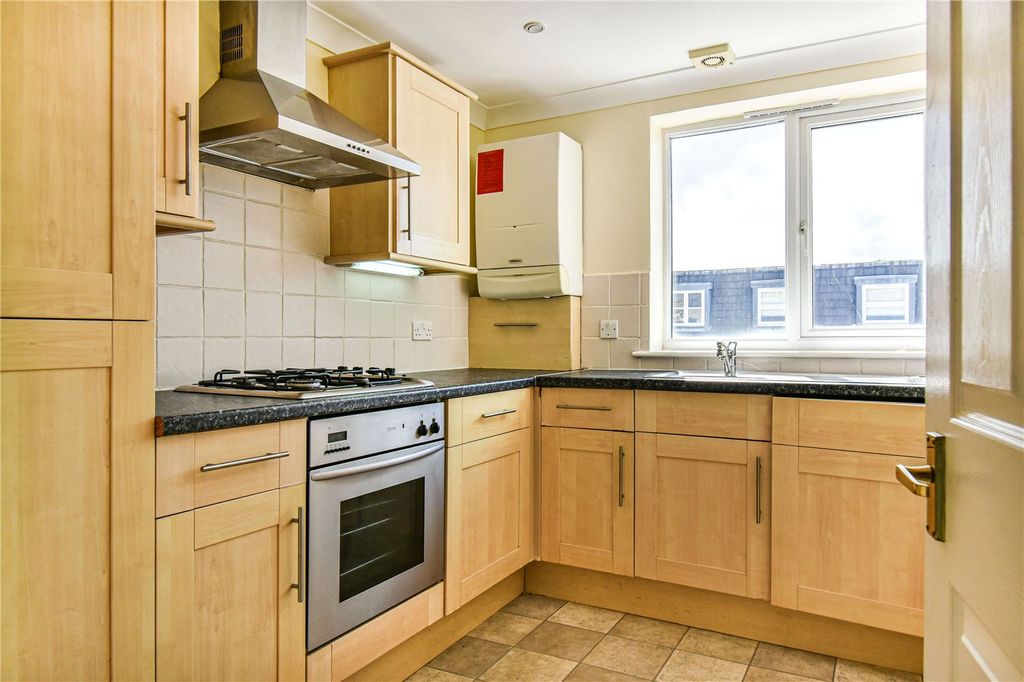 Property photo 2 of 8 2