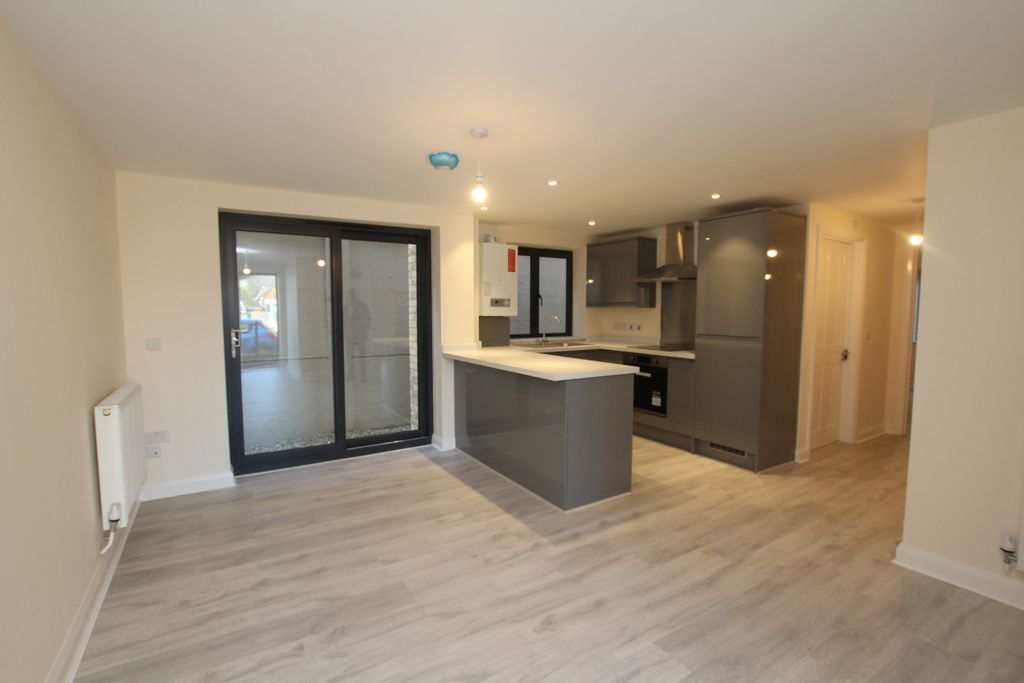 Property photo 2 of 9 Lounge 2.Jpg