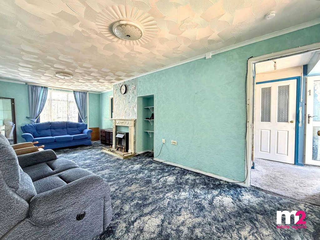 Property photo 3 of 22