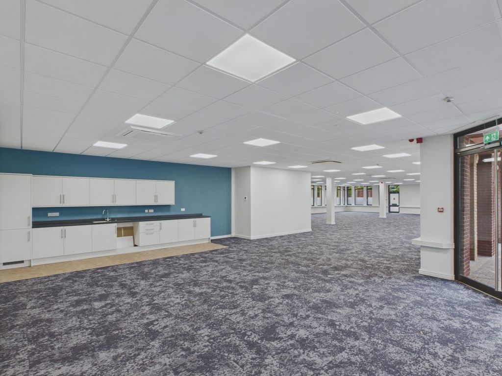 Property photo 2 of 10 Photo 40