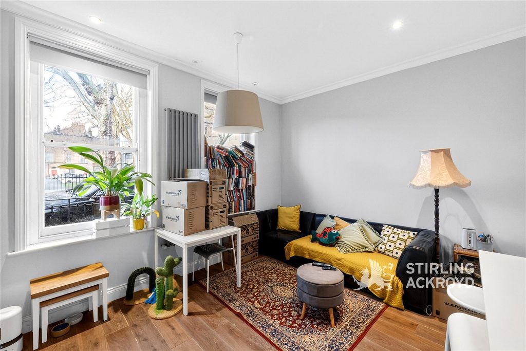 Property photo 1 of 20 Reception Room