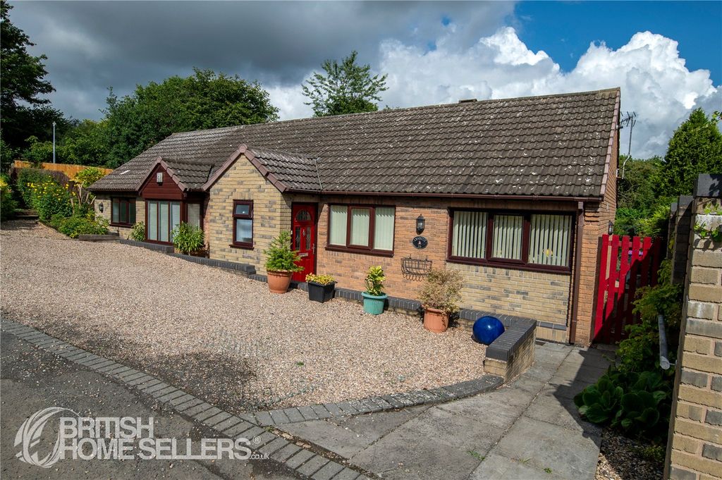 Property photo 1 of 24 Picture No. 13