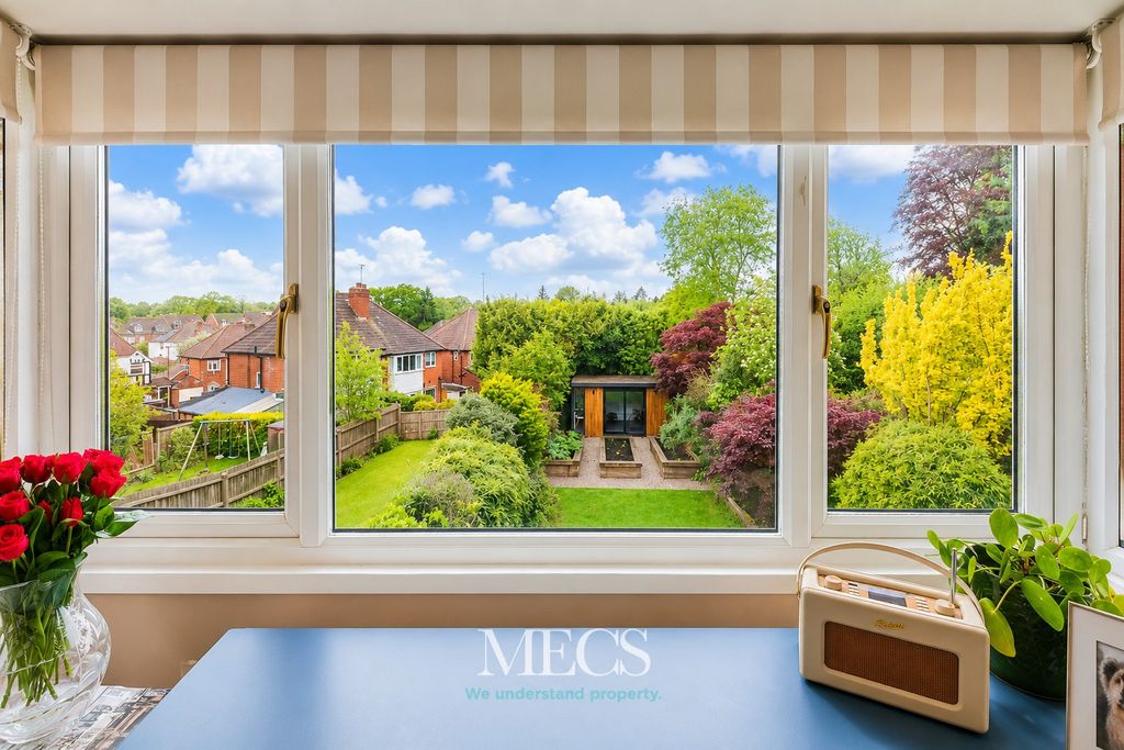 Property photo 2 of 22 5246073