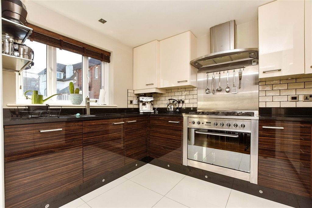 Property photo 1 of 13 Kitchen