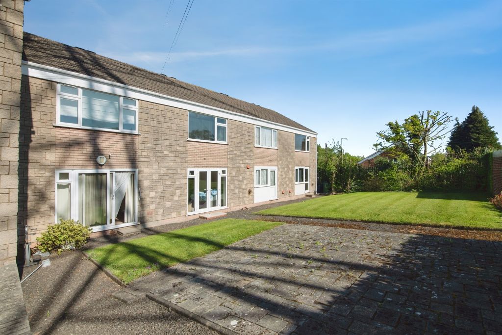 Property photo 2 of 10