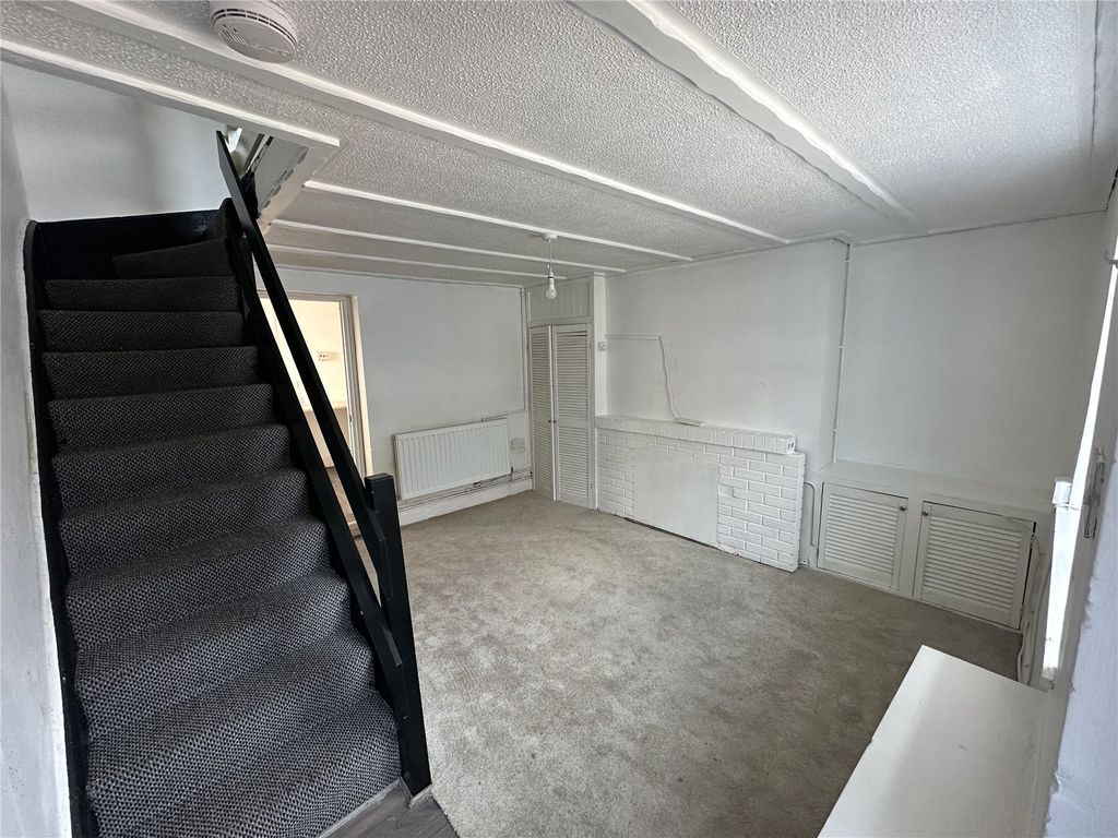 Property photo 2 of 10 Picture No. 02
