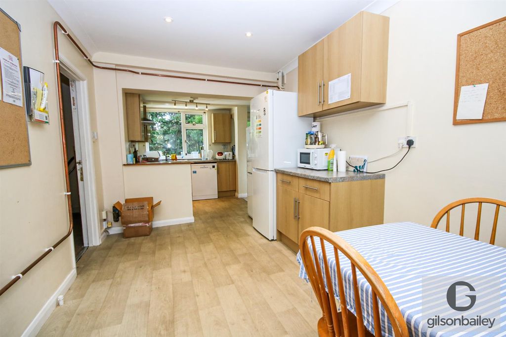 Property photo 2 of 13 Img_4461-2.Jpg