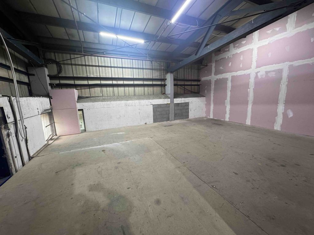 Property photo 1 of 1 Property For Let