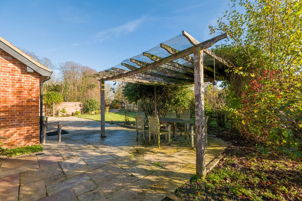 Property photo 3 of 24