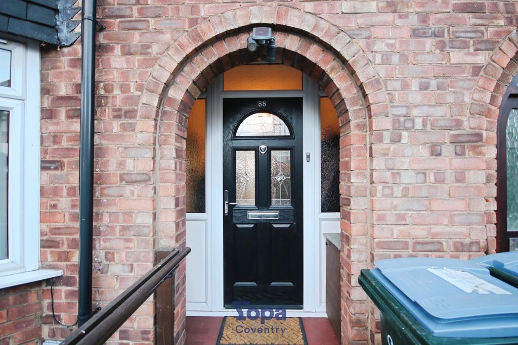 Property photo 3 of 23 D916680E-Porch.Jpg