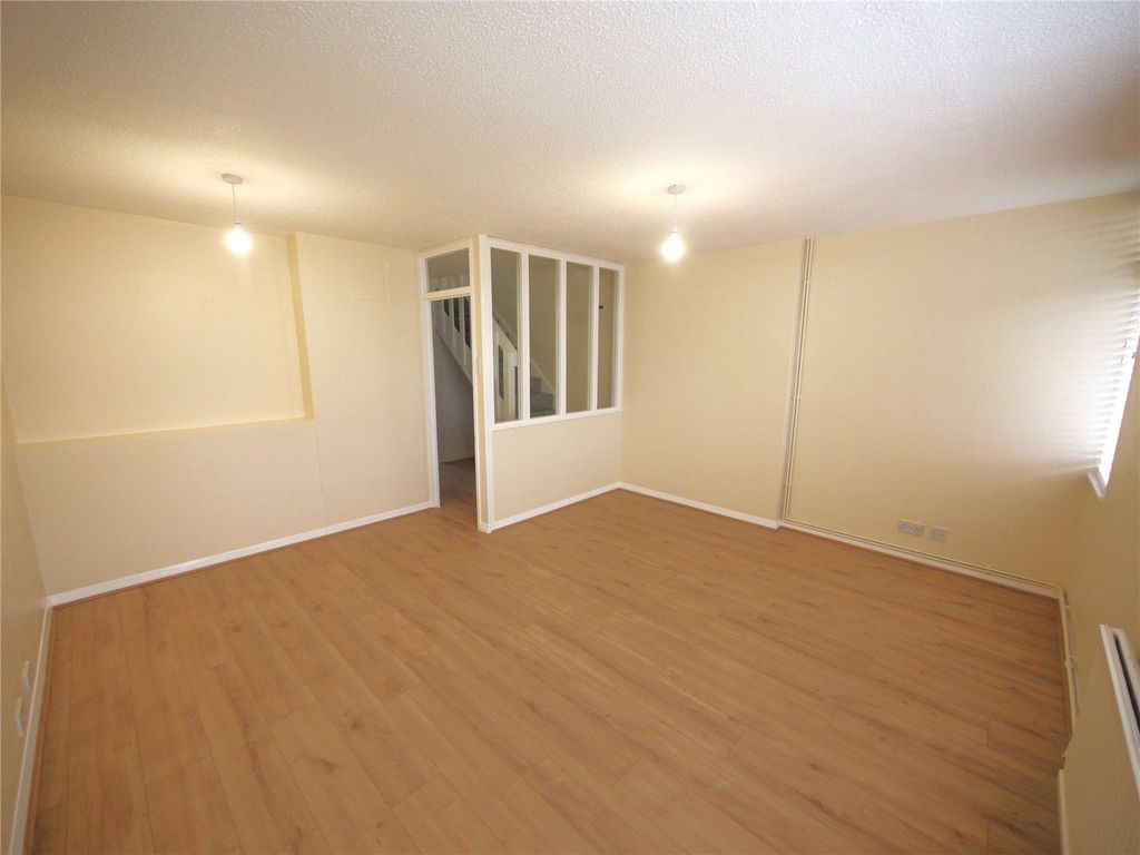 Property photo 1 of 8 Picture No. 03