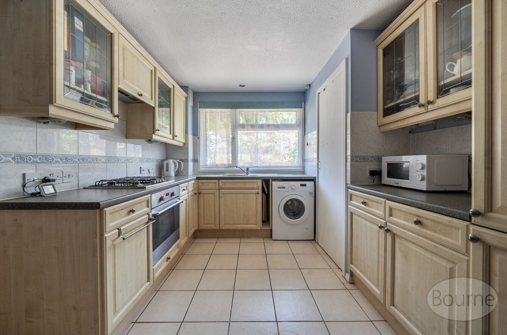 Property photo 3 of 20 A3A1A17F-A756-497...