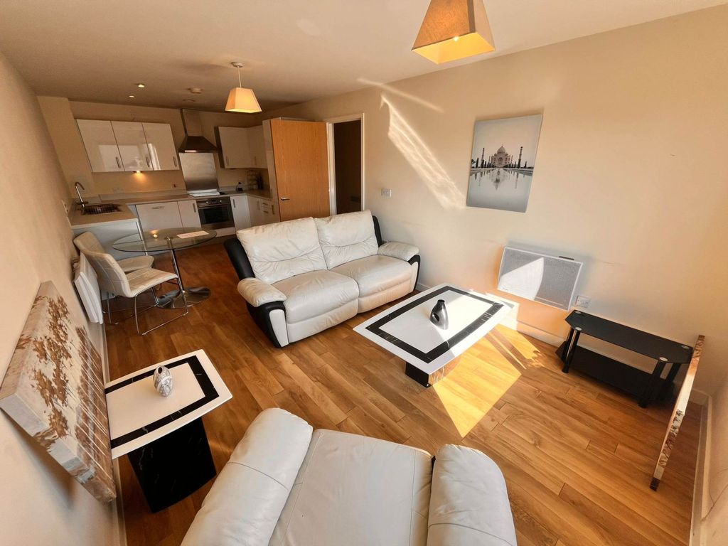 Property photo 3 of 11