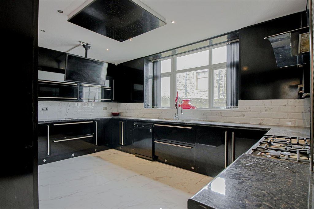 Property photo 2 of 43 4.Jpg
