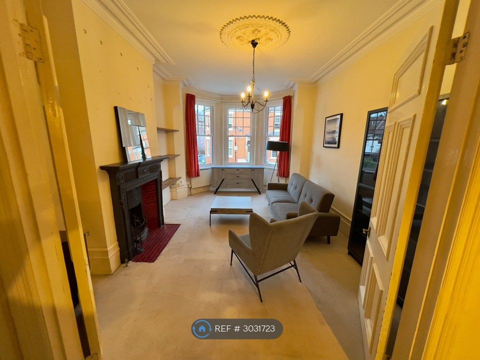 Property photo 3 of 13