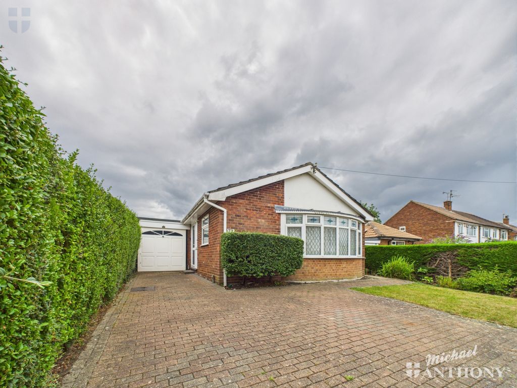 Property photo 1 of 15 Cam03218G0-Pr0723-Still026