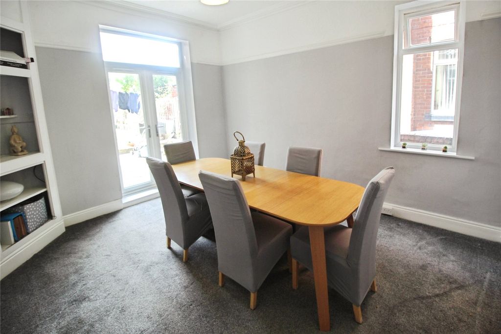 Property photo 3 of 12 Dining Room