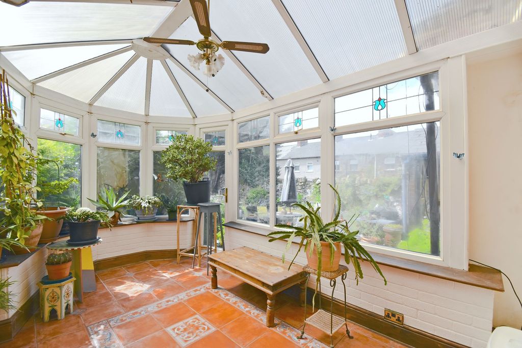 Property photo 3 of 30