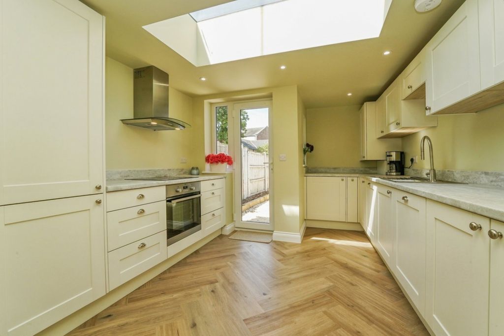 Property photo 3 of 17 Picture No. 08