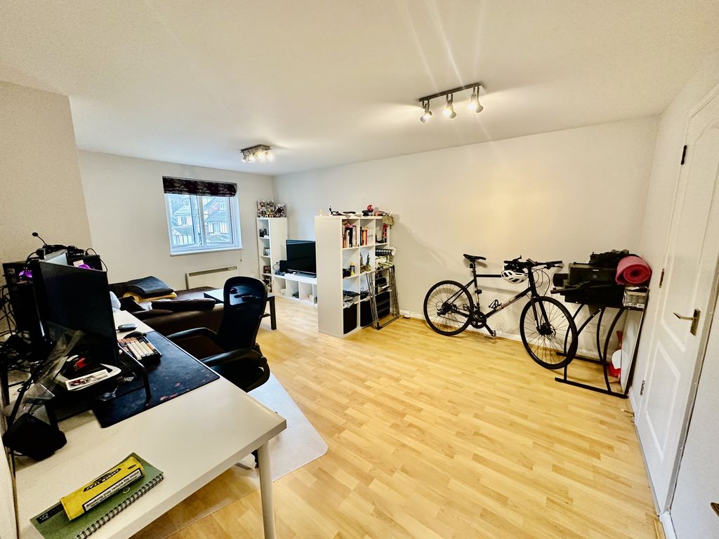 Property photo 2 of 7