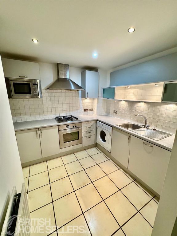 Property photo 1 of 12 Picture No. 15