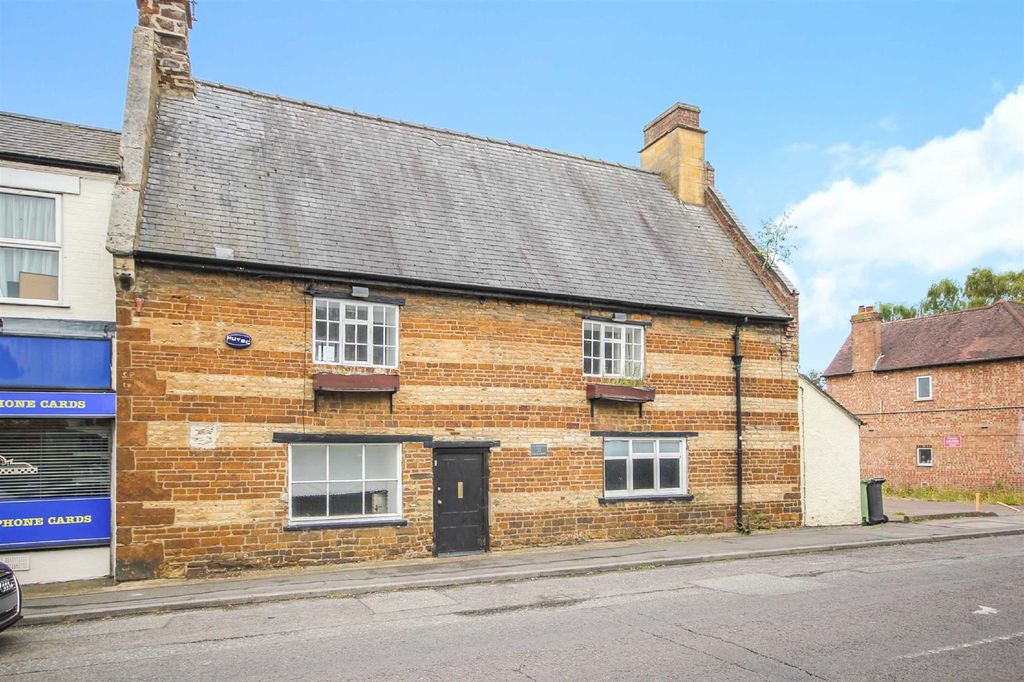 Property photo 1 of 27