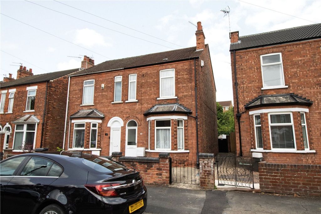 Property photo 1 of 18 Picture No. 01