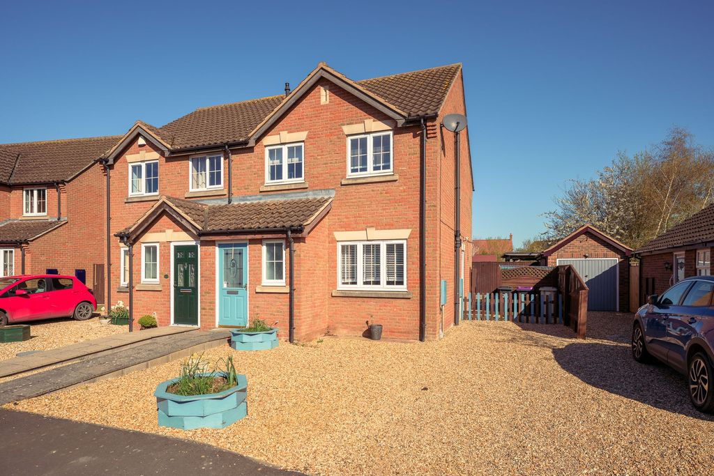 Property photo 1 of 22