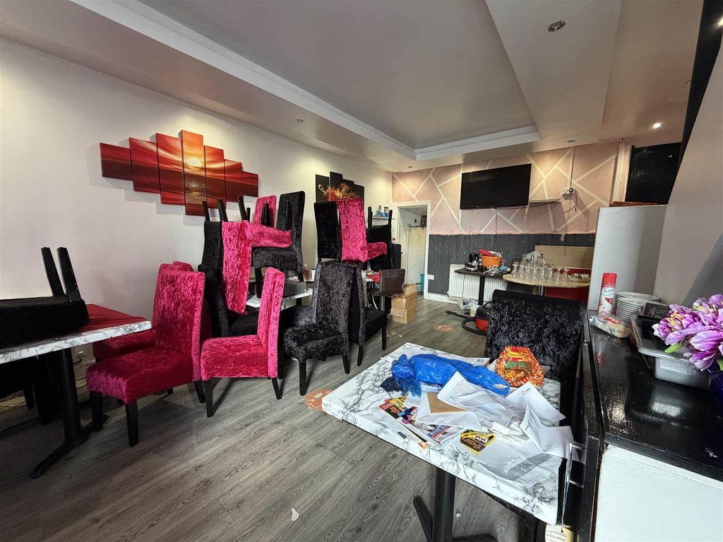 Property photo 3 of 8 Photo 2