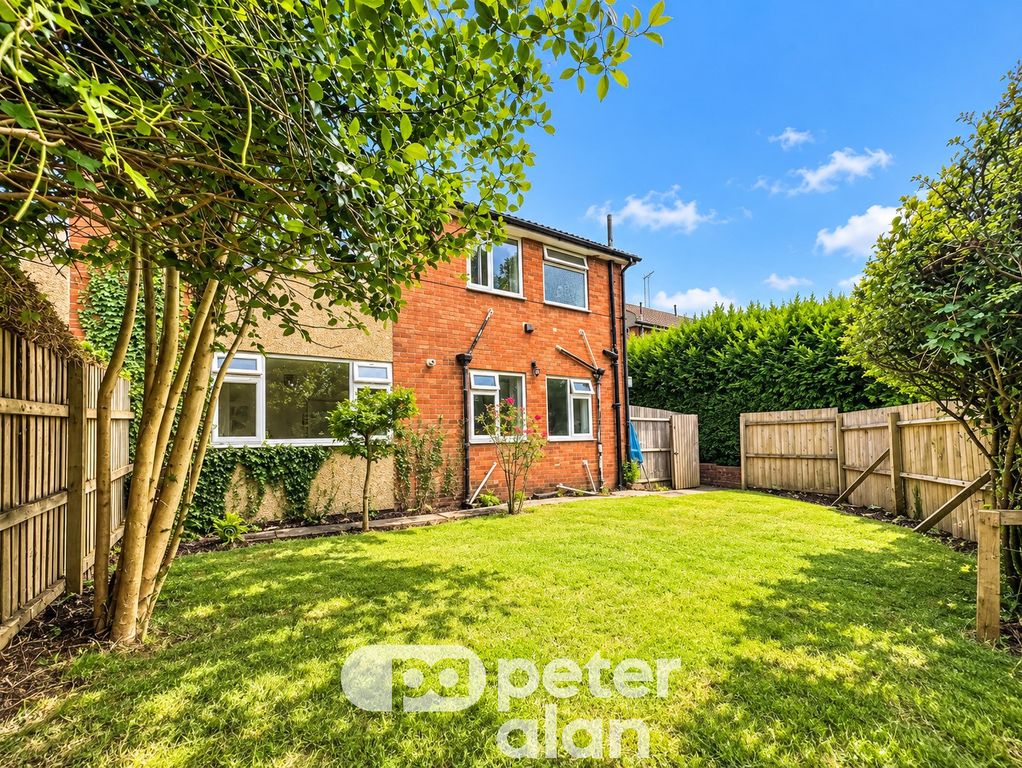 Property photo 2 of 13