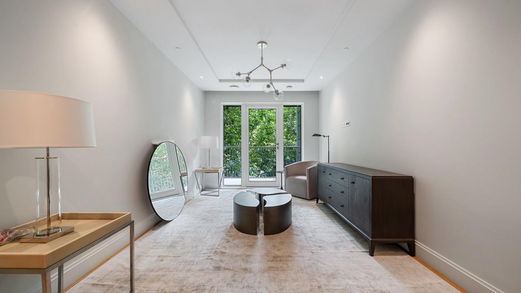 Property photo 3 of 10 Millbank Quarters Sw1P 3Ge