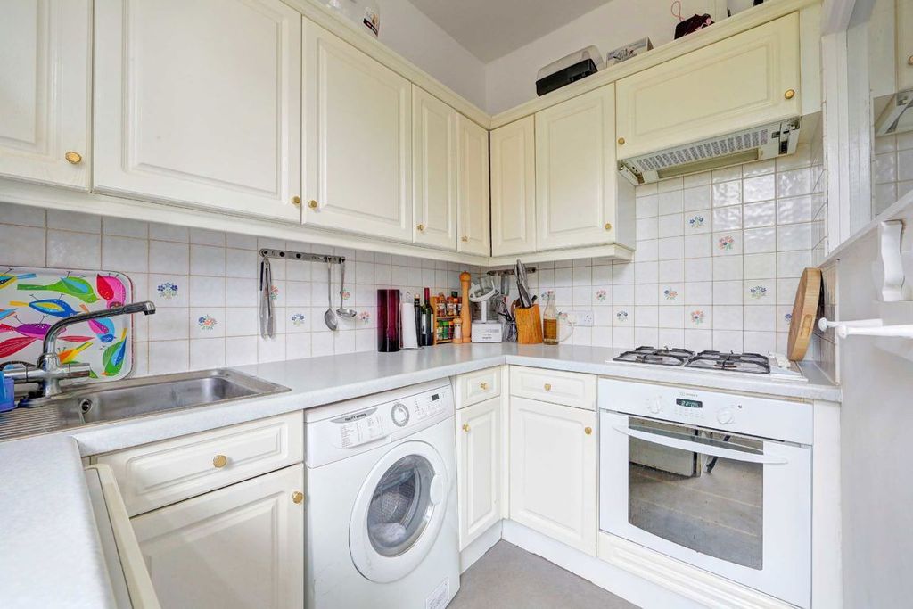 Property photo 3 of 7