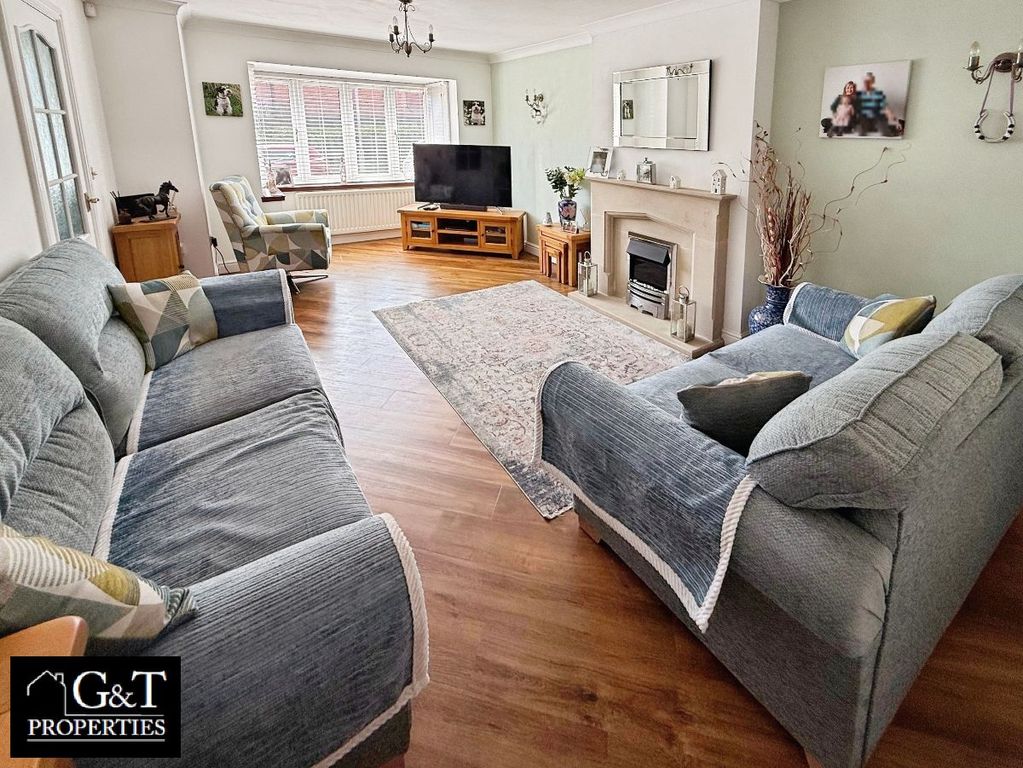 Property photo 3 of 24