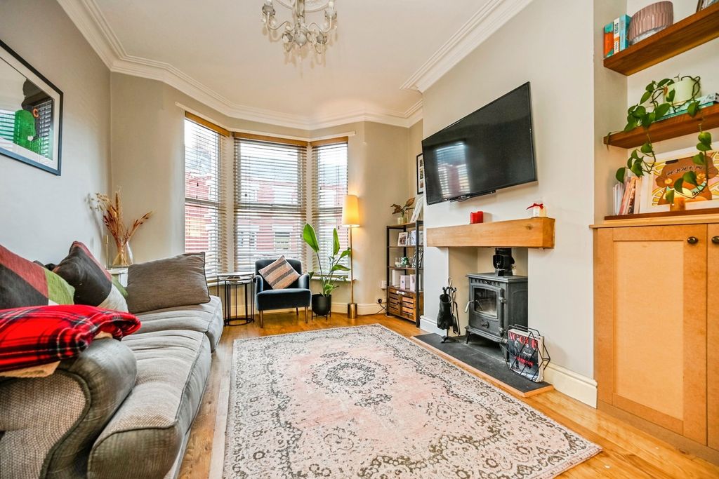 Property photo 3 of 15 Photo