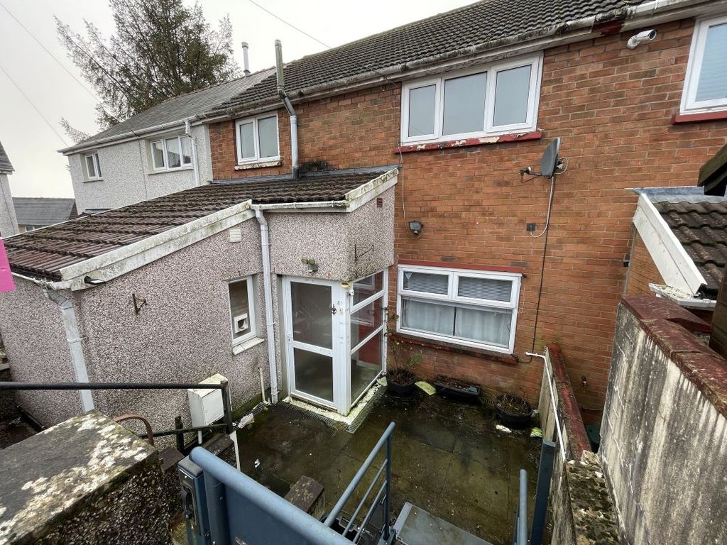 Property photo 2 of 4