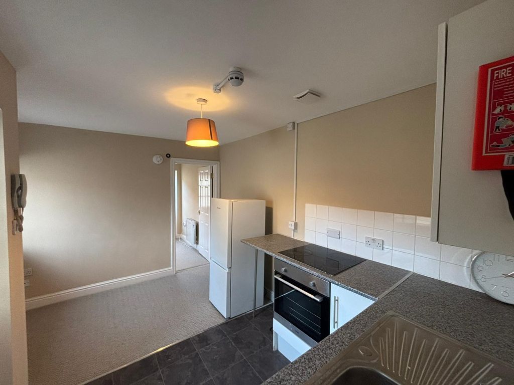 Property photo 3 of 7 Img_3033