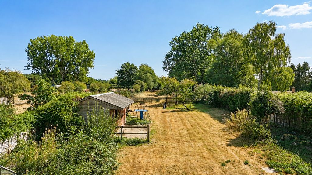 Property photo 3 of 16