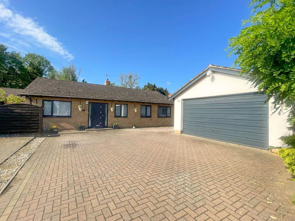 Property photo 1 of 24 76A05A60-4Ec7-44E9-9961-c27Ccd317A90.Jpg