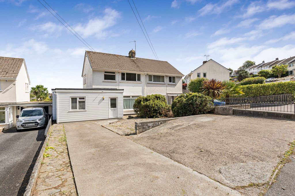 Property photo 1 of 24