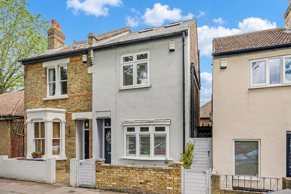 Property photo 1 of 12