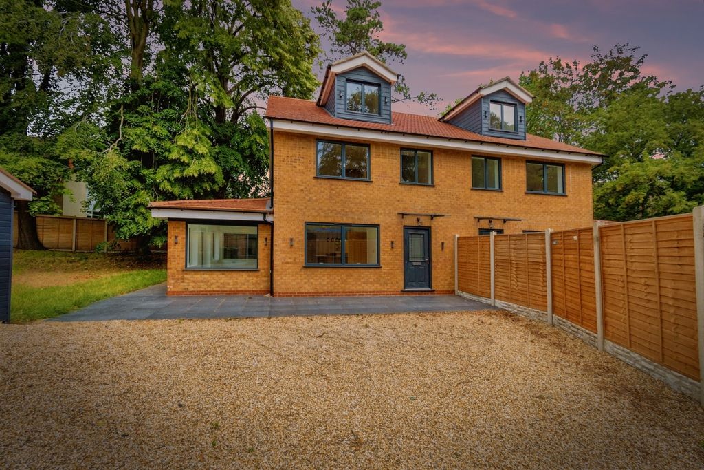 Property photo 1 of 24 Pbox-Img.Jpg