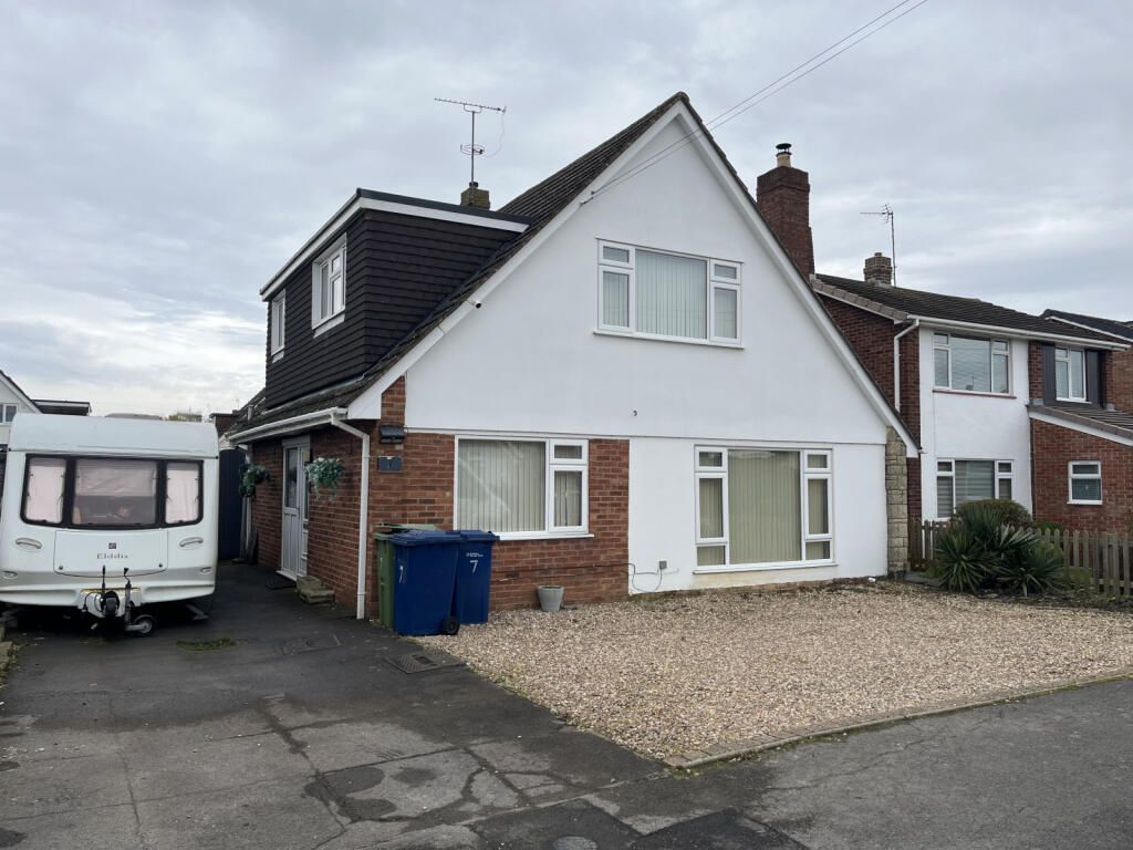Property photo 1 of 32